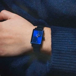 Damen Uhr ARIANE Blau Zifferblatt Blau Milanaise 12 MM Armband